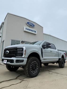 2025 Ford F-350 Platinum