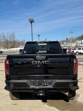 2024 GMC Sierra 2500 AT4