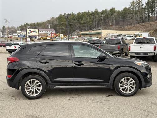 2016 Hyundai TUCSON SE