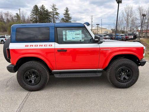 Oxford White 2025 Ford Bronco Stroppe Edition
