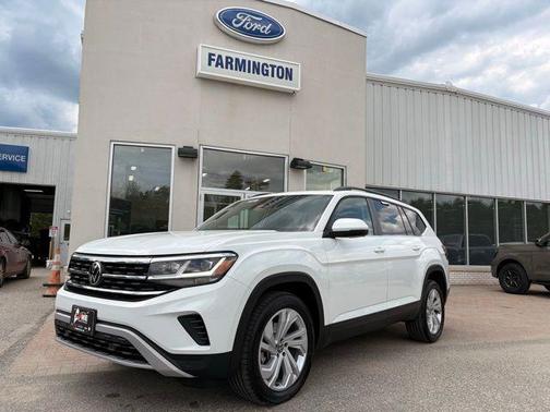 Pure White 2022 Volkswagen Atlas 3.6L SE w/Technology