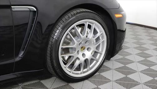 2015 Porsche Panamera 4S