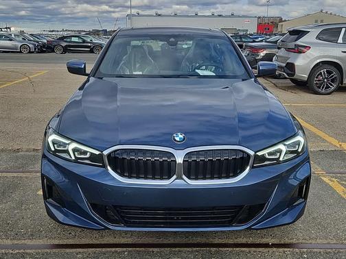 2026 BMW 330 i xDrive