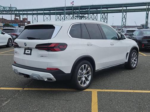 2026 BMW X5 PHEV xDrive50e