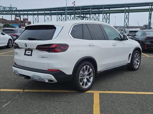 2026 BMW X5 PHEV xDrive50e