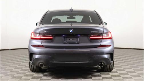 2021 BMW 330 xDrive