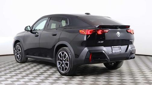 2025 BMW X2 xDrive28i