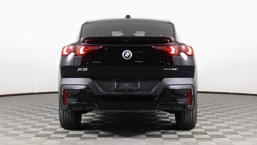 2025 BMW X2 xDrive28i