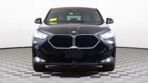 2025 BMW X2 xDrive28i