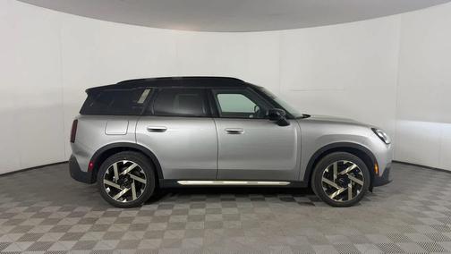 Melting Silver III Metallic 2026 MINI Countryman Cooper S ALL4
