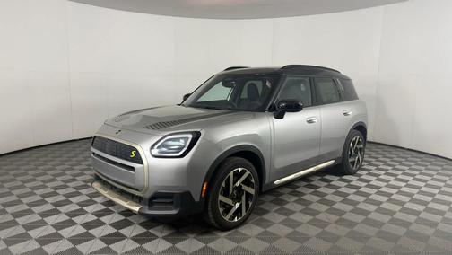 Melting Silver III Metallic 2026 MINI Countryman Cooper S ALL4