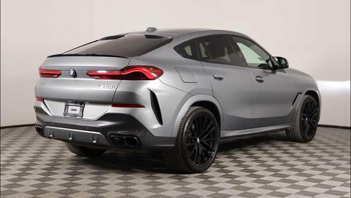 2024 BMW X6 M60i