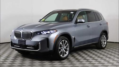 Skyscraper Grey Metallic 2024 BMW X5 xDrive40i