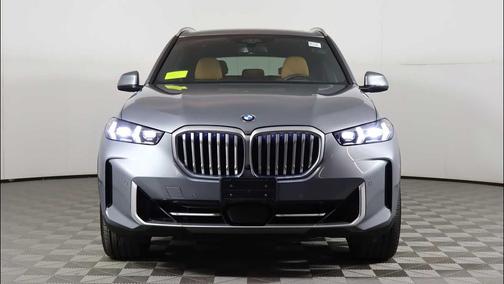 Skyscraper Grey Metallic 2024 BMW X5 xDrive40i