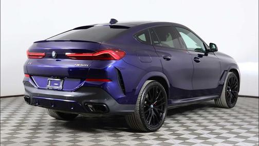 2023 BMW X6 M50i