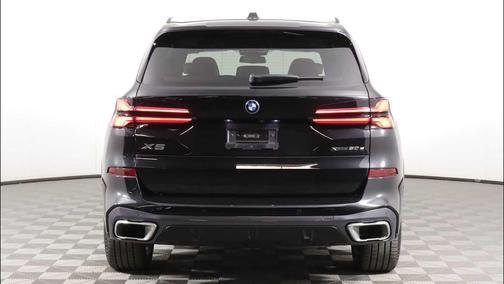 Black Sapphire Metallic 2024 BMW X5 PHEV xDrive50e