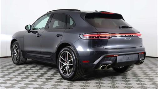 2022 Porsche Macan S