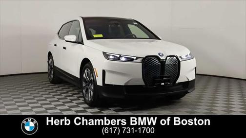 2025 BMW iX xDrive50