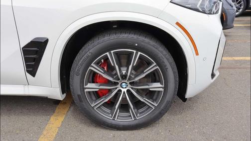 Alpine White 2026 BMW X5 PHEV xDrive50e