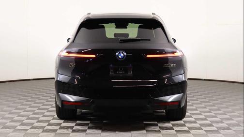 2025 BMW iX M60