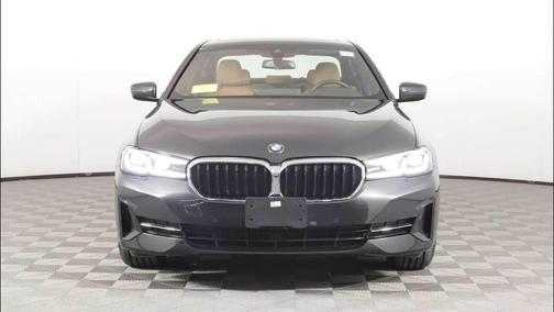 Dark Graphite Metallic 2023 BMW 530 i xDrive