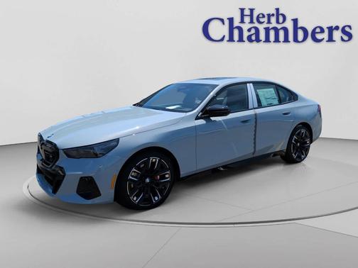 Brooklyn Grey Metallic 2026 BMW i5 M60