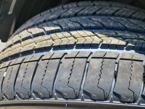 Tanzanite Blue II Metallic 2026 BMW X5 xDrive40i