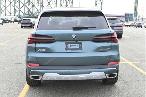 Blue Ridge Mountain Metallic 2026 BMW X5 xDrive40i