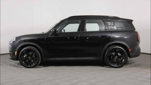 Midnight Black II 2025 MINI Countryman Cooper S ALL4