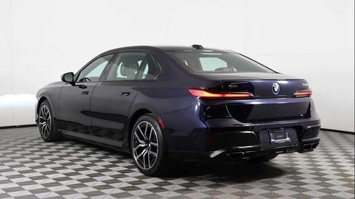 2024 BMW 760 xDrive