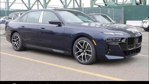 Tanzanite Blue II Metallic 2026 BMW 760 xDrive