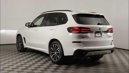 Alpine White 2026 BMW X5 M60i
