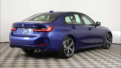 2023 BMW 330 xDrive