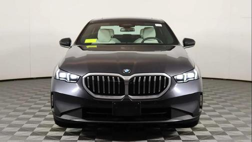 2024 BMW 530 i xDrive