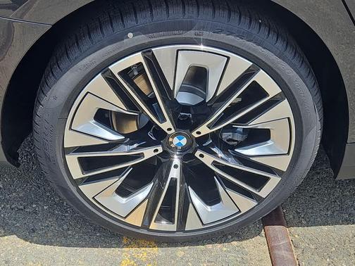2026 BMW 530 i xDrive