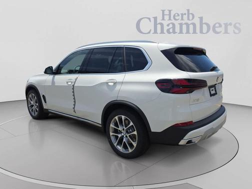 Alpine White 2026 BMW X5 xDrive40i