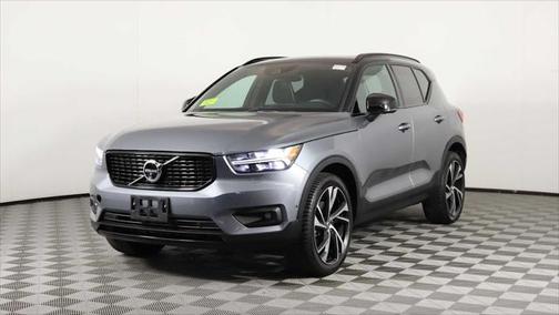 2019 Volvo XC40 T5 R-Design