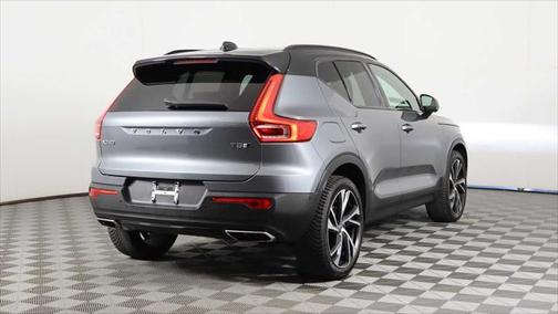 2019 Volvo XC40 T5 R-Design