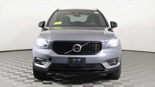 2019 Volvo XC40 T5 R-Design