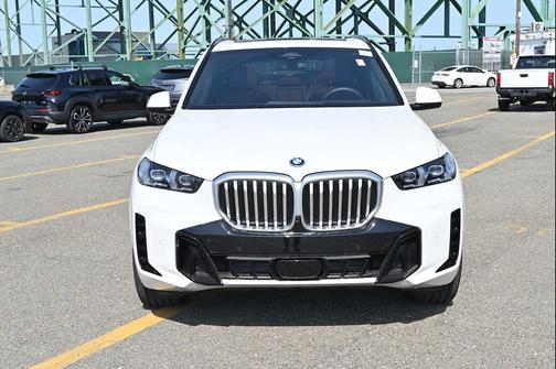 Alpine White 2026 BMW X5 PHEV xDrive50e