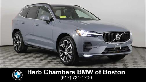 Thunder Grey Metallic 2022 Volvo XC60 B5 Momentum