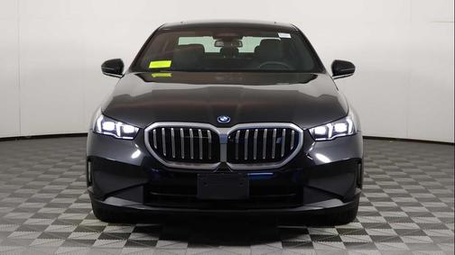 2024 BMW i5 eDrive40