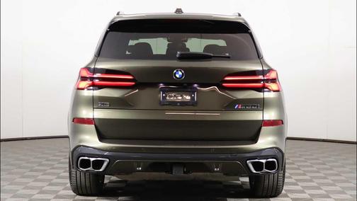 2025 BMW X5 M60i
