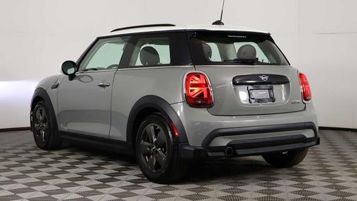 2022 MINI Hardtop Cooper