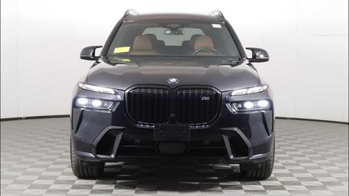 Carbon Black Metallic 2024 BMW X7 M60i