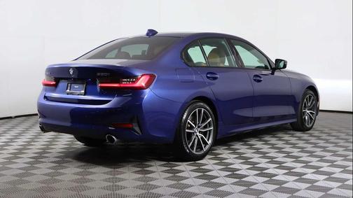 2022 BMW 330 xDrive