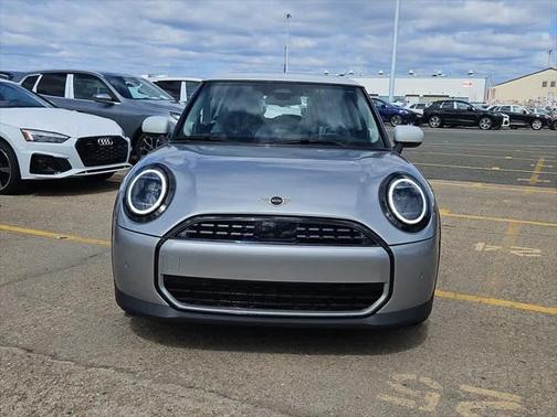 2025 MINI Hardtop Cooper