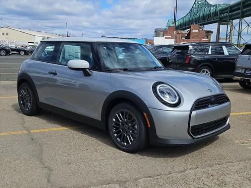 2025 MINI Hardtop Cooper