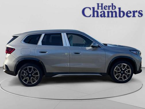 Space Silver Metallic 2026 BMW X1 xDrive28i