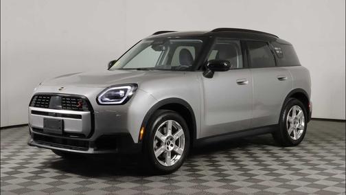 Melting Silver III 2025 MINI Countryman Cooper S ALL4